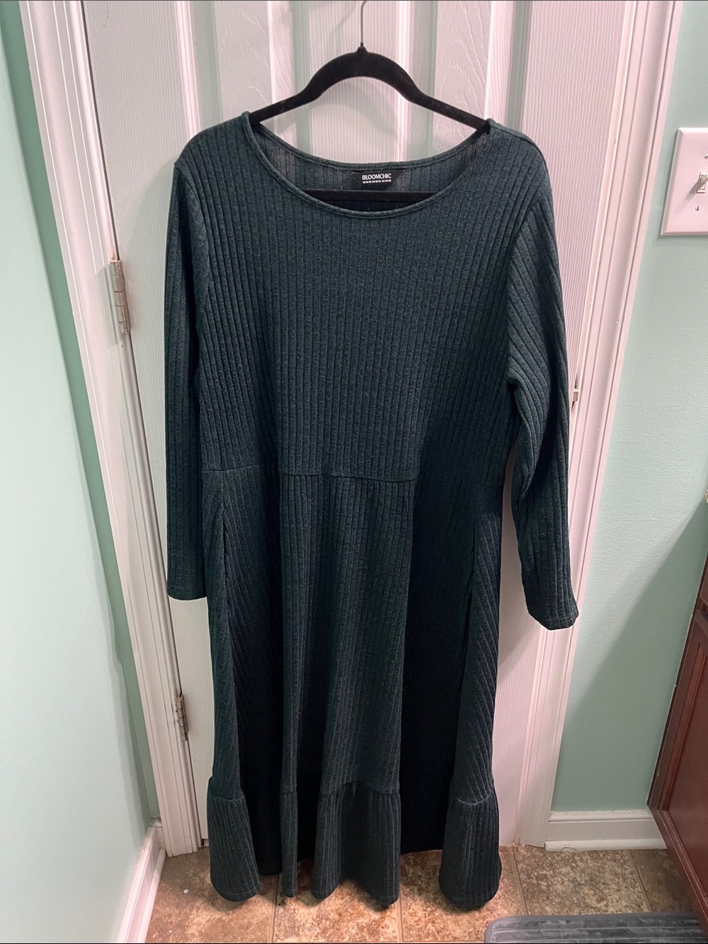 BloomChic Deep Green Ribbed Knit Dress